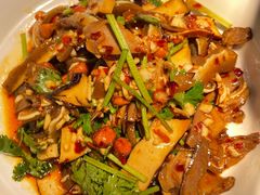 -费大厨辣椒炒肉(万家丽一店)