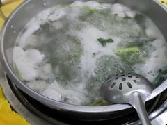 -章记正宗南岗鱼蛋火锅