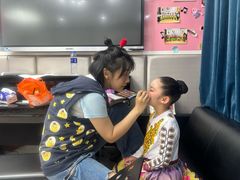 -小荧星艺校(浦东中环分校)