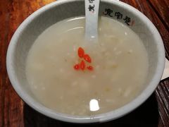 -张氏宽窄巷成都菜(澳德乐店)