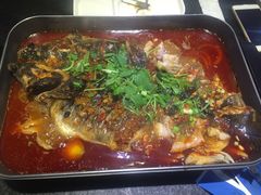 -三江源活鱼现烤(维多利摩尔城店)