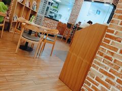 -焙丽拾光(麦凯乐直营店)