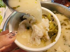 -德林酸菜鱼火锅(南丹店)