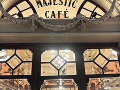 -Majestic Café