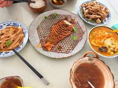 -天天向上素食餐厅(五台山店)