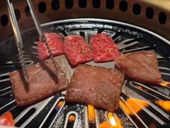 -炼火烤肉店