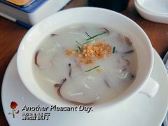 浓鸡汤竹笙烩时蔬-王府井文华东方酒店-紫膳餐厅