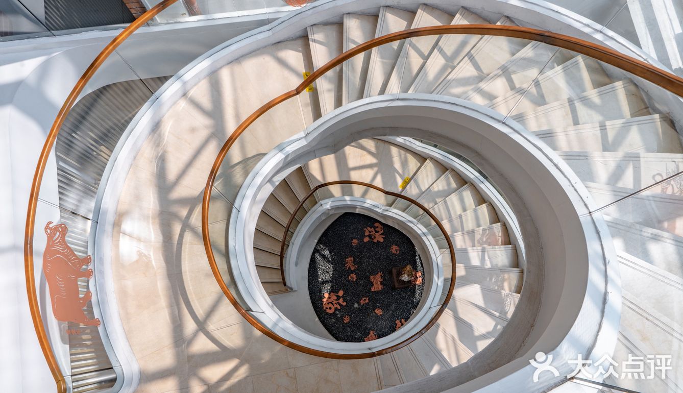 上海光影抱朴美术馆