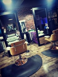 -青木造型HAIR·あおき髪を刈る潮人店
