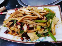 -瑞杰烧烤店·24小时营业(山东路店)