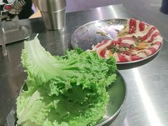 -马路牙子地桌烤肉(工体店)