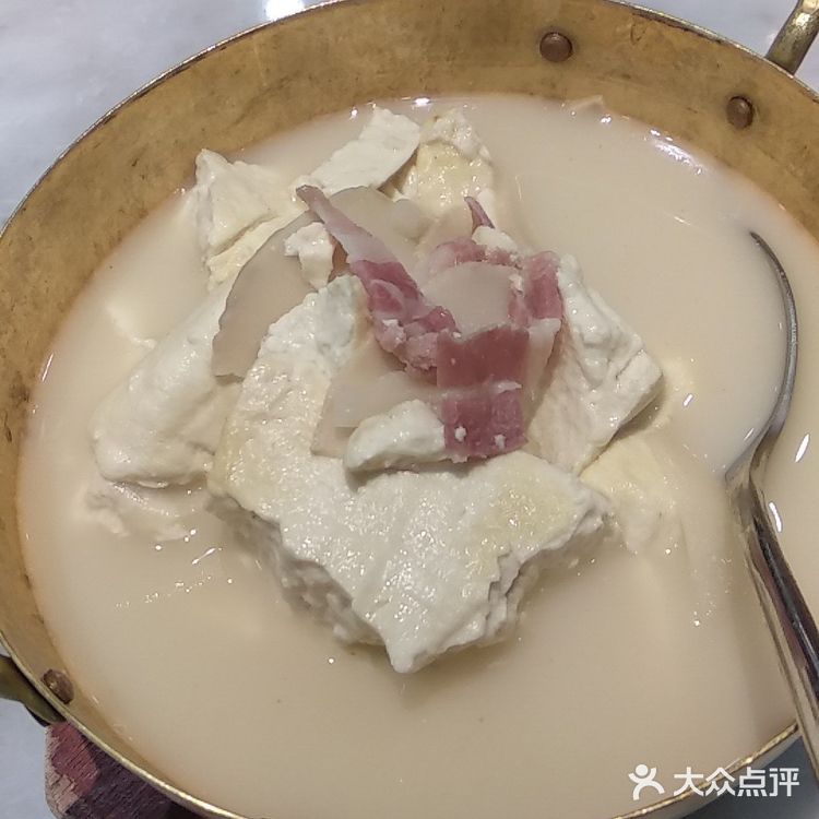 乳鸽和鲈鱼太好吃了，忘记拍照