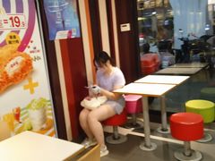 -麦当劳(斜土路2号店)