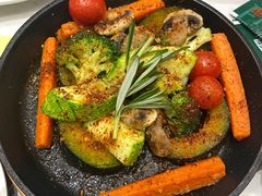 -西语·炭烧牛排(卓越中寰店)