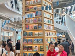 -猫的天空之城概念书店(北戴河蔚蓝海岸店)