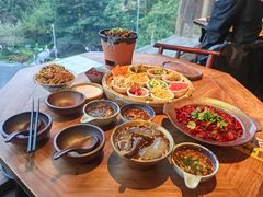 -包整·丝娃娃(一览甲秀楼风景店)