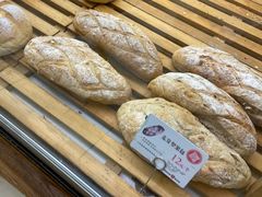 -BROAD面包路·欧式面包(龙湖时代C馆店)