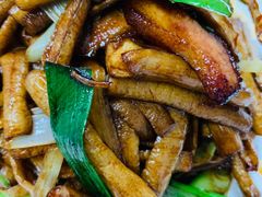 茶树菇炒香肉-顺风海鲜港(金玉兰店)