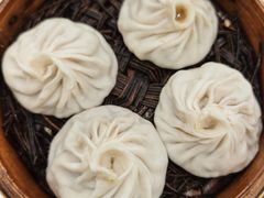 -老西白点心店