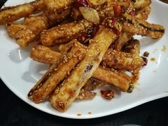 -梧桐树下(云锦世家店)