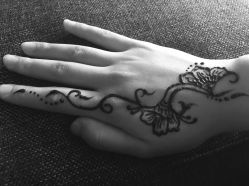 点击看大图 -XTATTOO海娜手绘