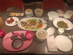 -粤凤佬