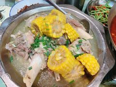 筒子骨玉米-昱龙大盆牛蛙馆(三兴街总店)