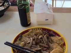 -莫老爷·正宗桂林米粉(南油店)