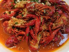 -乡土黄·鲜牛肉火锅·小龙虾(兴业街店)