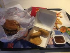 -麦当劳(哈西万达店)