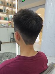 -苏豪路易士·嘉玛发廊