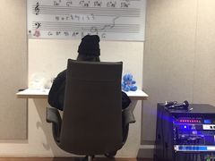 -牛班音乐学校(晶融汇购物中心店)