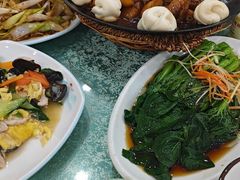 -鹤乡东北菜(崮山路店)