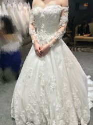 -艾米丽婚纱礼服