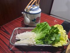 -沙胆彪炭炉牛杂煲(上海日月光广场店)