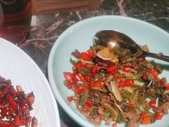 莴笋皮炒肉-2046湘味厨房(南区盈峰店)