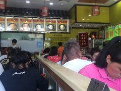 -龙记桂林米粉(财满街店)