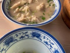鱼汤馄饨-刘长兴(卫岗店)