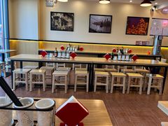 -碗里捞川渝特色面(沙河玖耀里店)