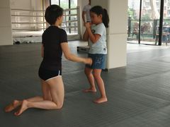 -EFL巴西柔术·综合格斗·泰拳·少儿体能训练(虹桥德必馆)