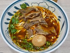 金牌红烧牛肉面-康师傅私房牛肉面(北京南站店)