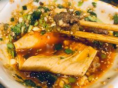 -一斗火锅·招财羊毛肚(北温泉九号店)