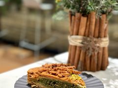 国王饼-潮一不贰·法式甜品·生日蛋糕·西式简餐(外滩店)