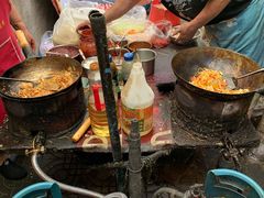 -老婆婆炒饭(小白楼1902欧式风情街店)