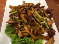 杏鲍菇炒牛柳-临潼印象·特色陕菜