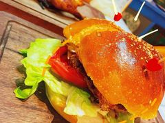 牛肉汉堡-大象厨房(重庆道店)