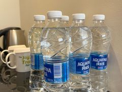 -上海虹桥君丽假日酒店(娄山关路地铁站店)