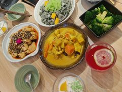 高山藜麦麻婆豆腐-轻蔬不用等·素食(江苏路店)