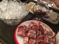 -毛辣果·贵州红酸汤牛肉火锅(西单店)