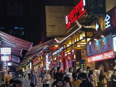 -八一路好吃街(雨田商务大厦店)